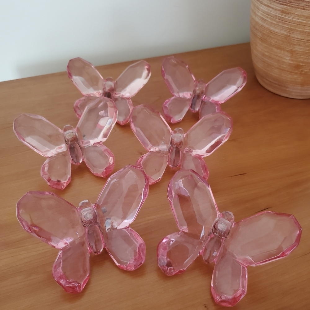 Pottery Barn Kids curtain rod finial